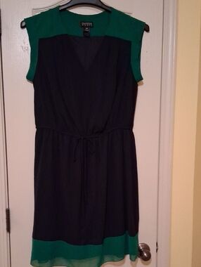 en focus studio green dress Enfocus Studio sleeveless dress green and